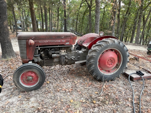 Mf-50 Serial Number Sgm 519657 ( Tractors - Massey )