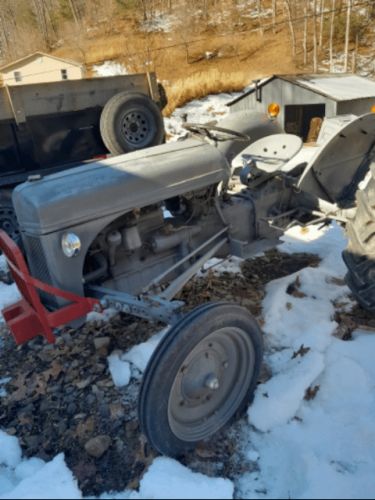 1945 2n Ford Tractor ( Tractors - Ford/fordson/ferguson )