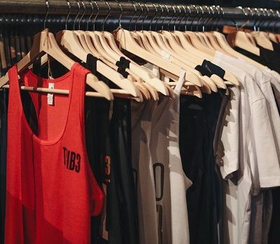 Turn Clothes Into Cash ( Miscellaneous )